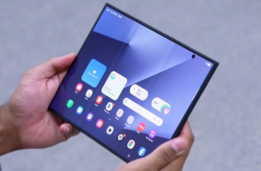 Samsung a privé le Galaxy Z TriFold de cette fonctionnalité géniale des Galaxy Z Flip et Fold, mais pourquoi ?