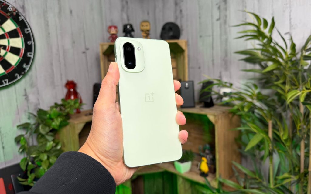 Le OnePlus 15R est enfin officiel, découvrez le « flagship killer » de 2025