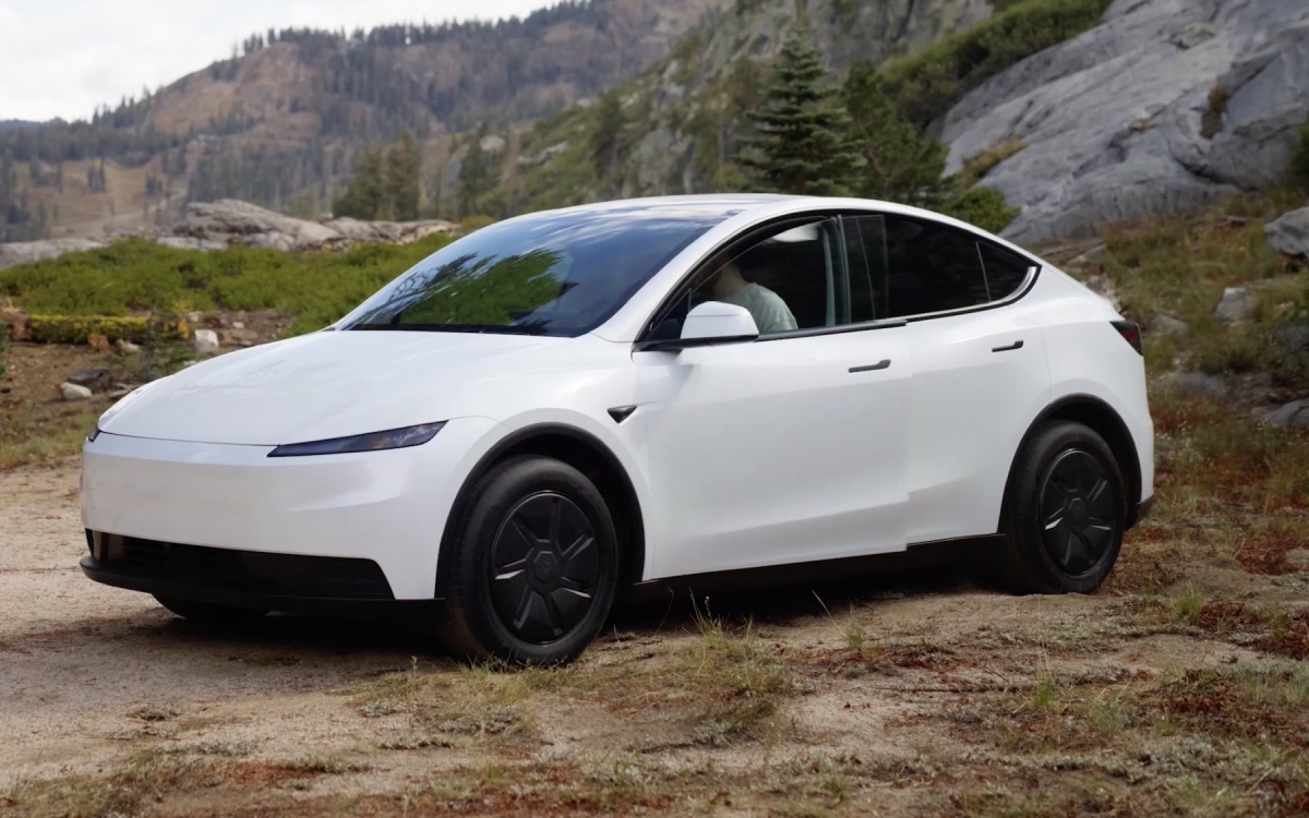 Tesla franchit un pas supplémentaire vers le support des clés de voiture sur smartphone