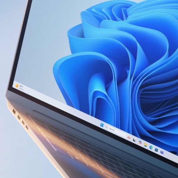 Windows 11 : la dernière mise à jour pour améliorer le thème sombre fait buguer l’Explorateur de fichiers