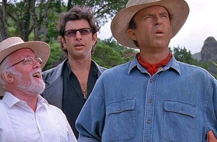 Ce détail que l'on perçoit à 1h11 de Jurassic Park n'a rien à faire là ! Je pensais être le seul à l’avoir repéré, mais pas du tout