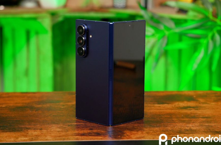 Samsung Galaxy Z Fold 7, Flip 7 : la dernière mise à jour de sécurité fait chuter drastiquement l’autonomie