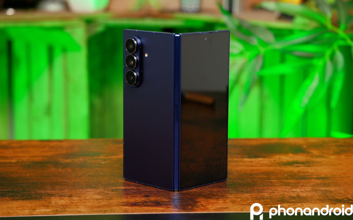 Samsung Galaxy Z Fold 7, Flip 7 : la dernière mise à jour de sécurité fait chuter drastiquement l’autonomie