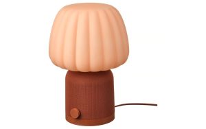 IKEA lance une lampe-enceinte Bluetooth ultra-stylée : elle camoufle intelligemment la technologie dans votre déco
