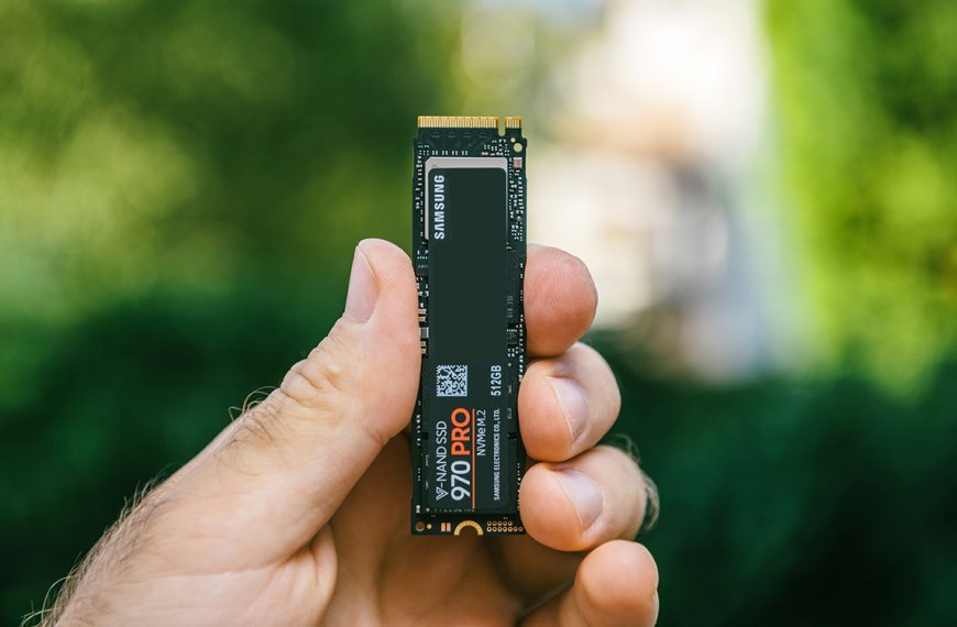 Le service client de Samsung nous réserve parfois de belles surprises, cet heureux acheteur peut en témoigner