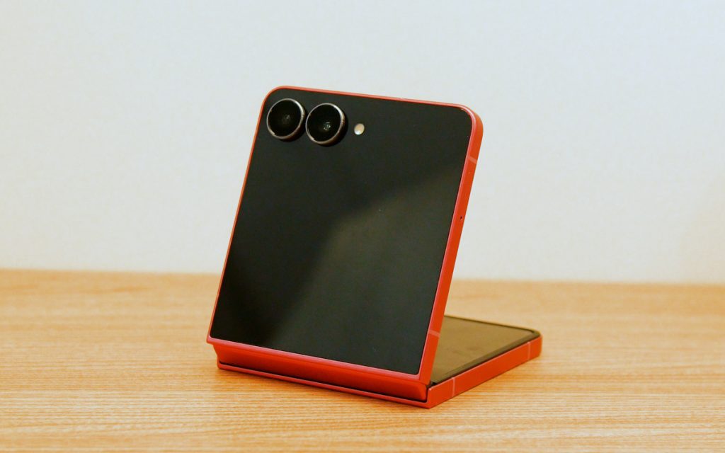 L’appareil photo du Galaxy Z Flip 8 se dévoile, que nous réserve Samsung ?