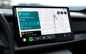 Google et Qualcomm s’allient pour booster les mises à jour de votre voiture sous Android Automotive OS