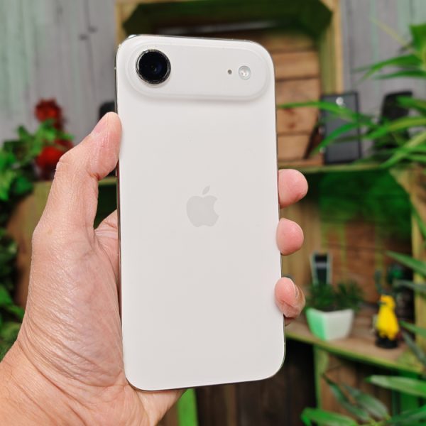 La mode des smartphones ultra-fins n’est pas terminée : Xiaomi s’attaque à l’iPhone Air