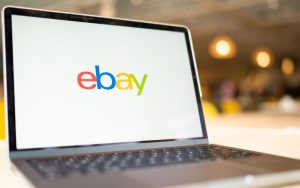 eBay ne veut plus qu’un programme achète à votre place, les agents IA sont désormais interdits