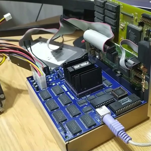 Ce mec a conçu sa propre carte mère 486 from scratch