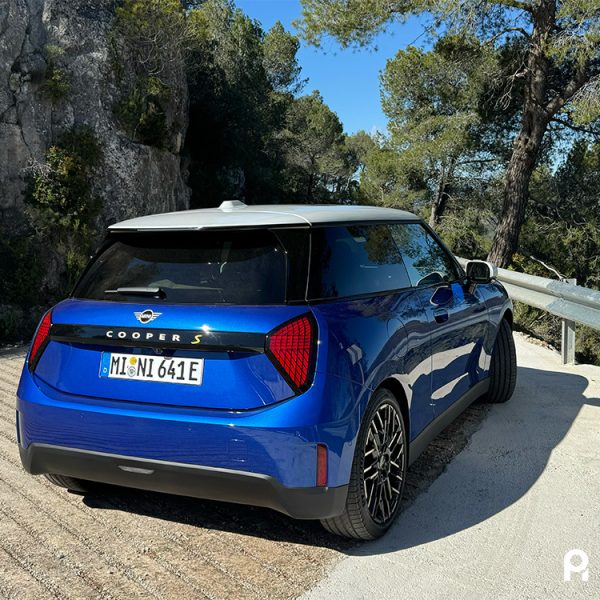 Voici les voitures électriques d’occasion les plus recherchées et celles que personne ne veut acheter