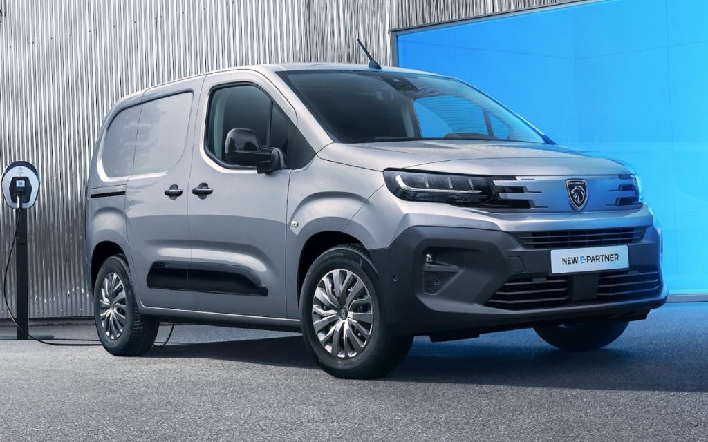 Peugeot mentirait sur l’autonomie de ses voitures électriques ? La justice tranche sans pitié