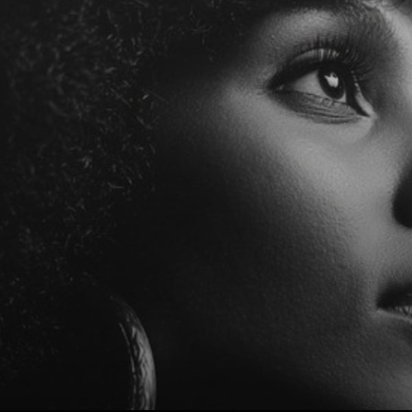 Cette artiste explose les compteurs sur Spotify et Deezer, il s’agit en fait d’une IA