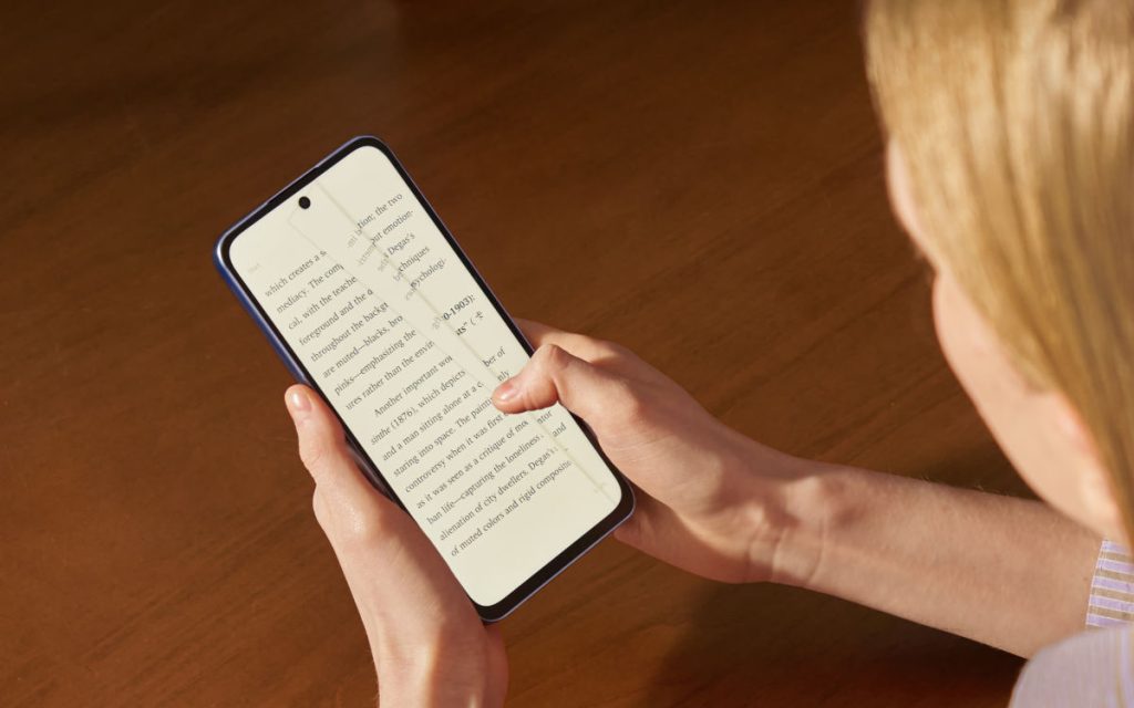 TCL Nxtpaper 70 Pro, un smartphone qui se transforme en liseuse d’une simple pression