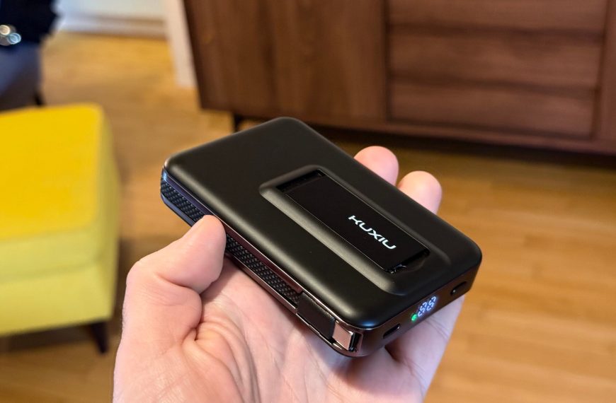 Test de la KUXIU S3 : La batterie externe à l’état solide ultime