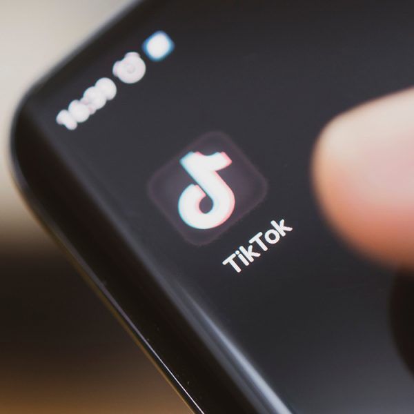 TikTok aurait trouvé le moyen d’interdire son accès aux enfants de moins de 13 ans, de nombreux comptes bientôt supprimés