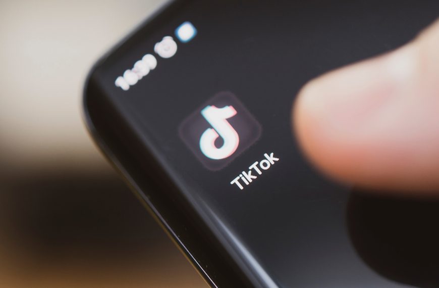 TikTok aurait trouvé le moyen d’interdire son accès aux enfants de moins de 13 ans, de nombreux comptes bientôt supprimés