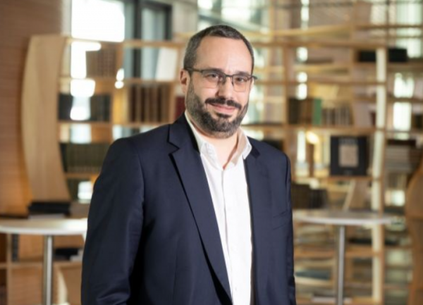 Entretien Olivier Biton, DSI groupe Crédit Agricole : « Les investissements en IA sont colossaux »