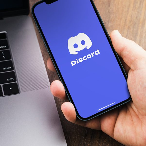 Discord se tire une immense balle dans le pied en voulant limiter la casse de son annonce controversée