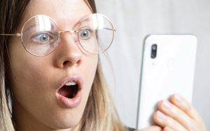 Google envoie une notification raciste à de nombreux utilisateurs, oups