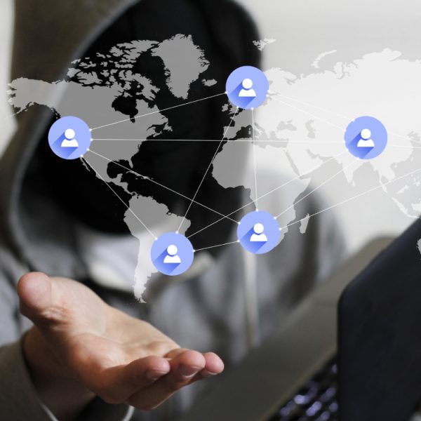 Zoom, Google Meet, Microsoft Teams : attention à ces “réunions urgentes”, elles cachent un danger