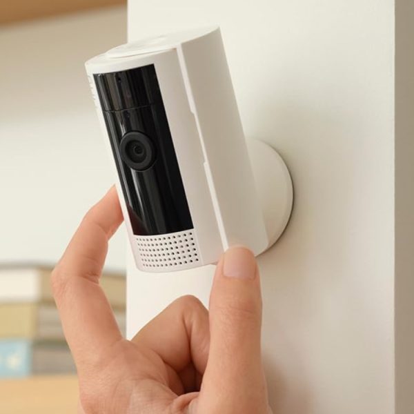 Ces emails révèlent qu’Amazon envisage une surveillance de masse via ses caméras Ring