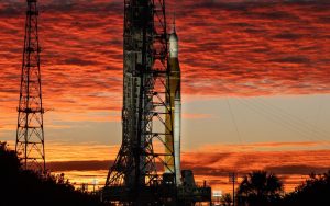 La NASA pourrait devoir retarder Artemis 2 à cause d’un risque solaire inédit