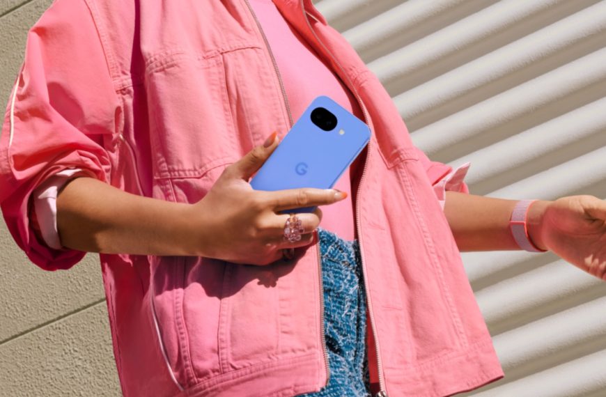 Google officialise son Pixel 10a : autonomie, photo, durabilité, il embarque plus de nouveautés qu’il en a l’air