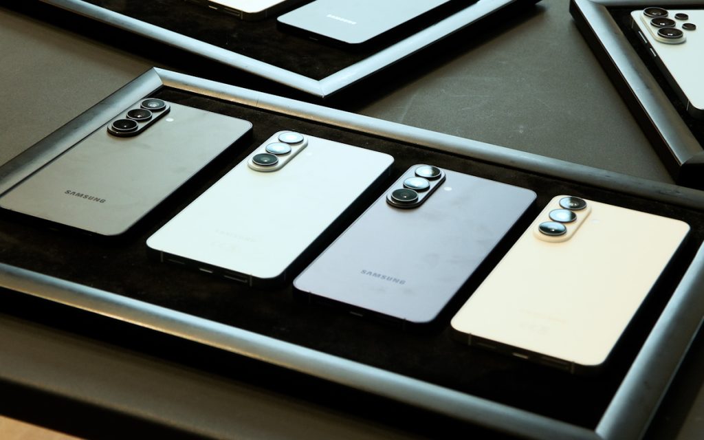 Samsung déploie la connectivité par satellite sur ses smartphones en Europe