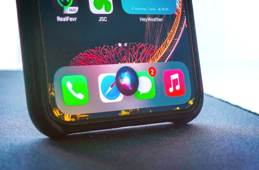 iPhone : voici quand et comment vous pourrez tester en avance le nouveau Siri boosté à l’IA