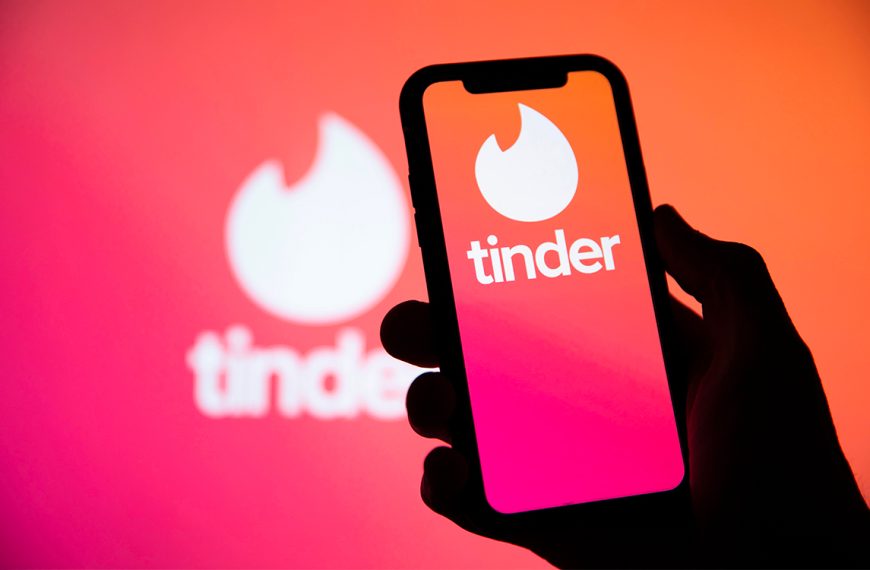 Tinder lance une assurance qui paiera votre psy après une rupture douloureuse