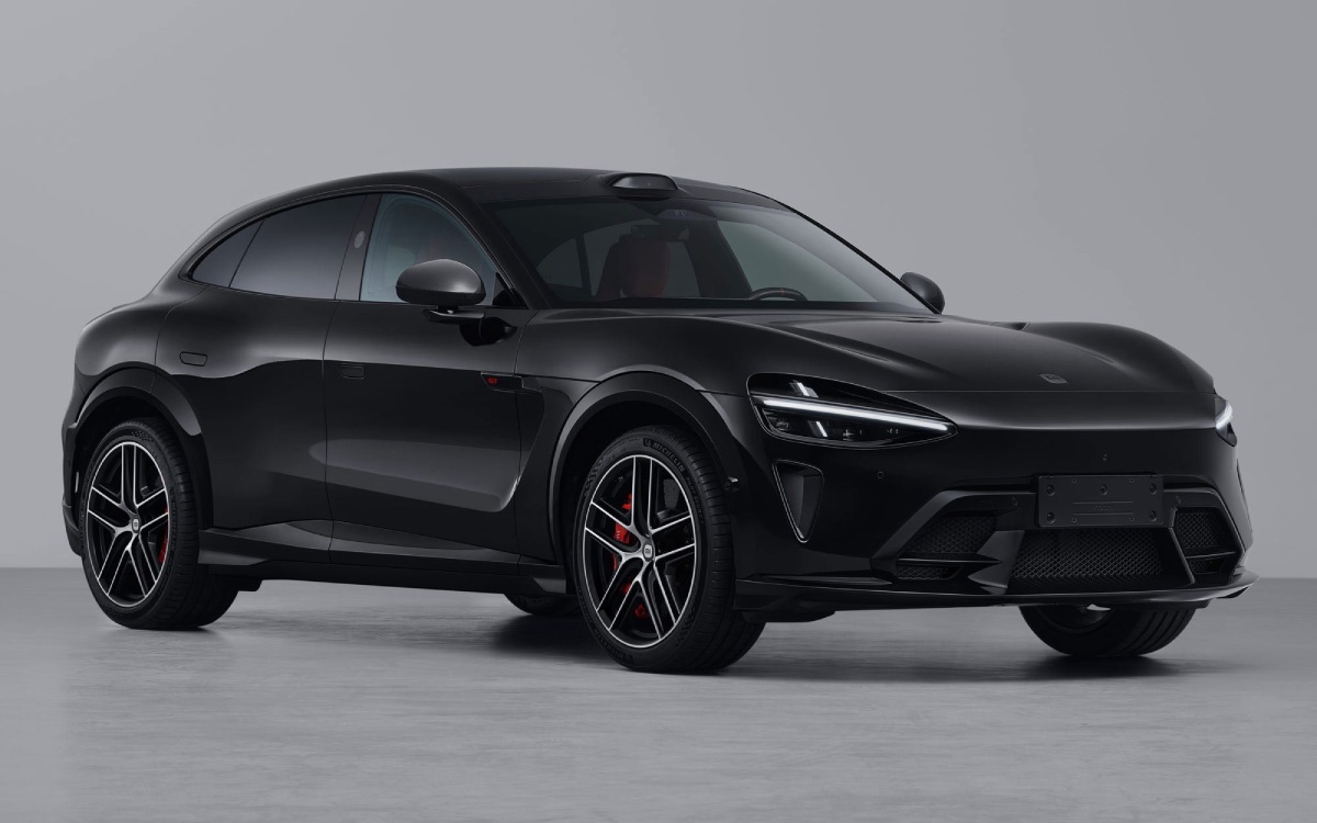 Ce nouveau SUV signé Xiaomi frôle les 1000 chevaux et promet 300 km/h