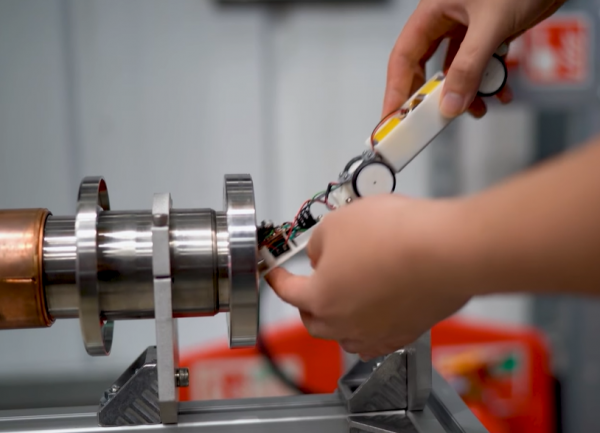 Telex : Alibaba perd le chef technique de ses LLM Qwen, Les résultats de Broadcom portés par l'IA, Des souris robots IA au Cern