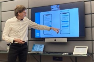 Après un test, HelloBank déploie son assistant de GenAI