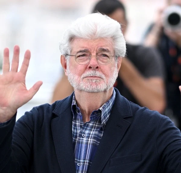 George Lucas a adoré un seul film Star Wars produit par Disney… c'est aussi mon préféré