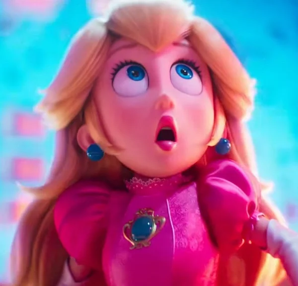 65 tonnes de sable et 6 jours de travail : Mario s'offre une sculpture monumentale pour son prochain film !