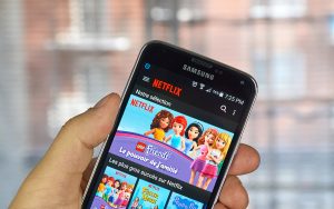 Un concurrent pour Discord ? Netflix développe un chat vocal pour les jeux mobiles