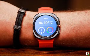 La Samsung Galaxy Watch Ultra 2 serait compatible 5G, comme l’Apple Watch Ultra 3