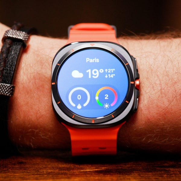 La Samsung Galaxy Watch Ultra 2 serait compatible 5G, comme l’Apple Watch Ultra 3