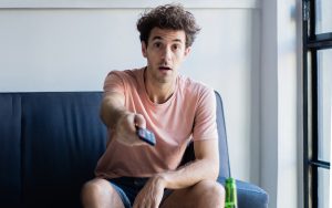 Bouygues Telecom : fini de se disputer pour savoir quoi regarder à la télé, cette offre met tout le monde d’accord