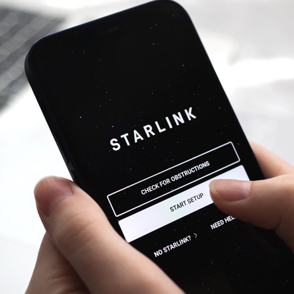 Avec Starlink V2, Elon Musk veut fournir une connexion 5G à toute la planète
