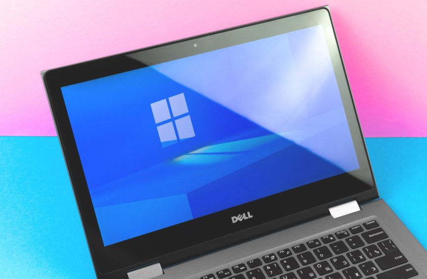 Un cadre de Microsoft veut en finir avec le compte obligatoire à l’installation de Windows 11