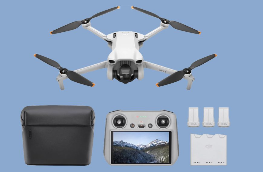 DJI Mini 3 Fly More Combo : le prix du drone 4K ultra-léger chute de 200 €