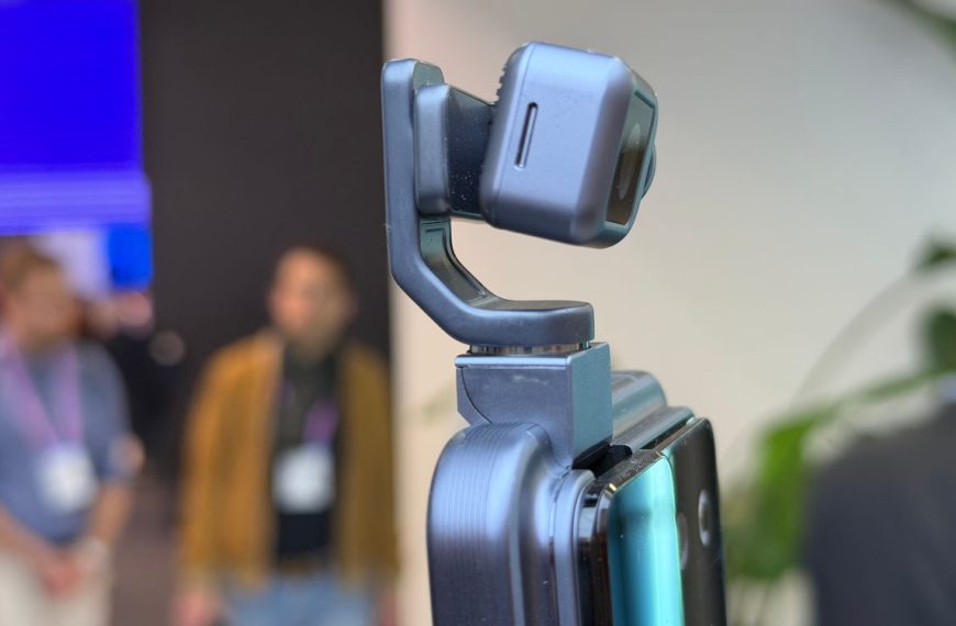 On a vu le Robot Phone, le smartphone d’un nouveau genre signé Honor