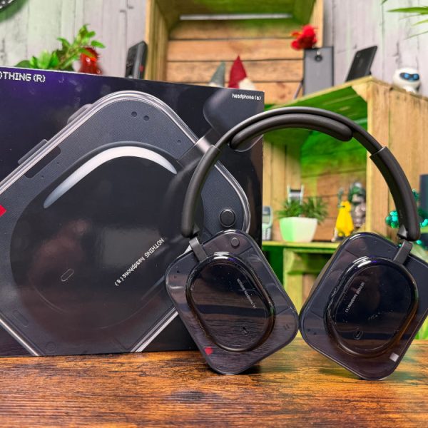 Test Nothing Headphone (a) : un casque moins premium mais toujours très complet