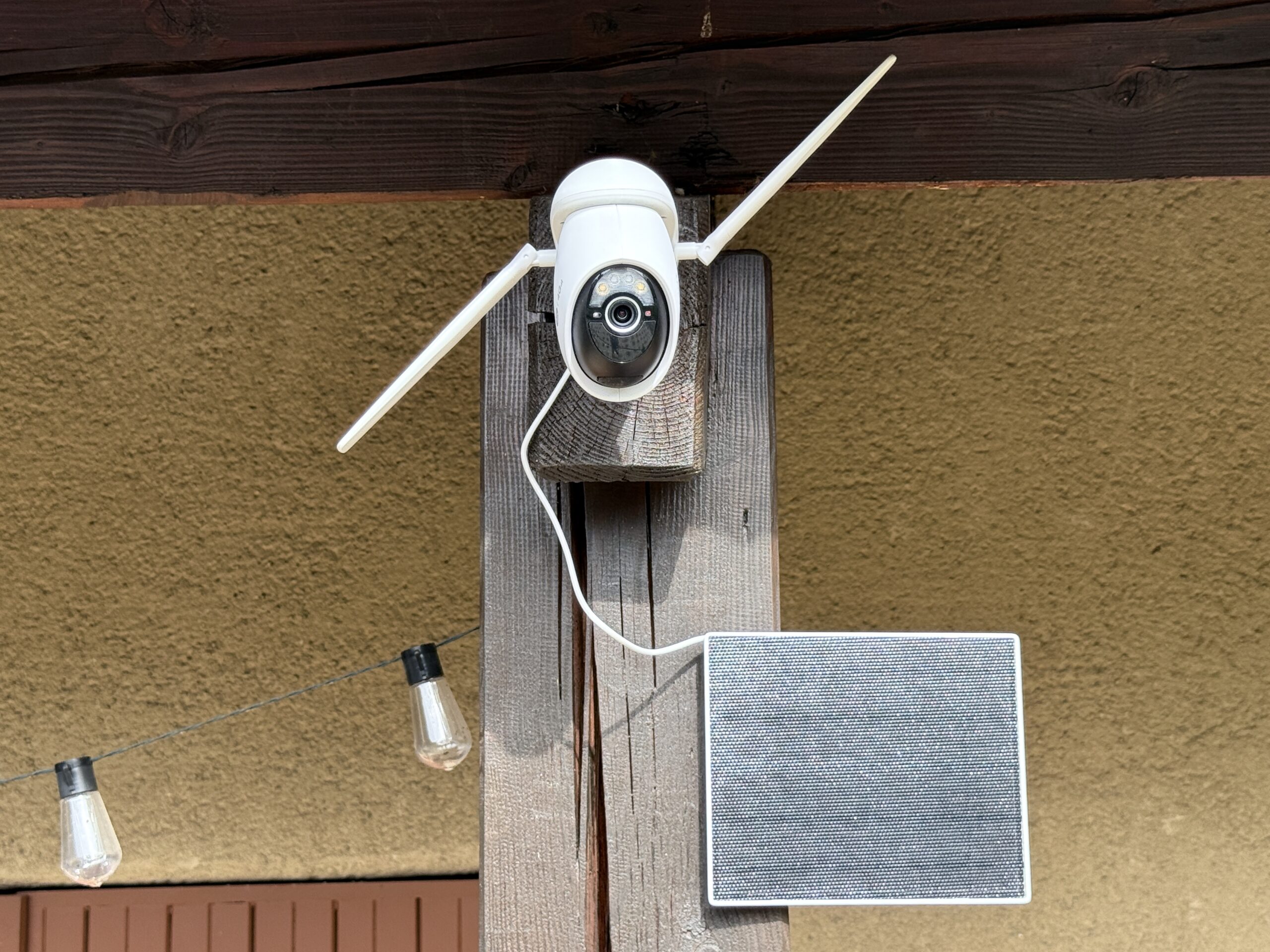 Tapo C665G KIT – La caméra 4K qui tourne sans WiFi ni courant