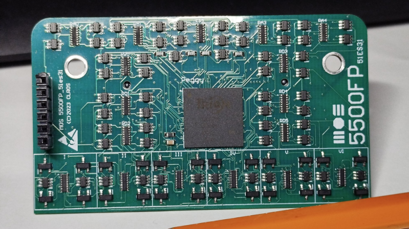 Un chercheur construit le premier processeur ternaire fonctionnel depuis 60 ans