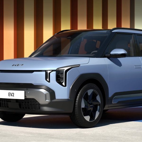 Kia montre la EV2 en vidéo, un petit SUV électrique prêt à envahir les villes