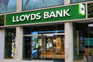 Une mise à jour d'une API expose des comptes de la Lloyds Banking