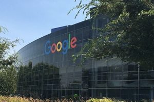 Employés et cadres de Google critiquent le projet de contrat IA avec le Pentagone